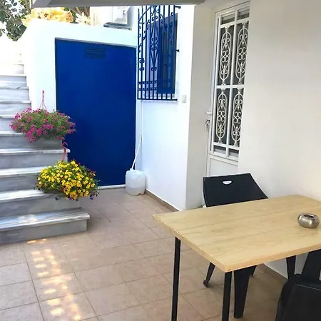 בית נופש Ktima Tzaneti *
